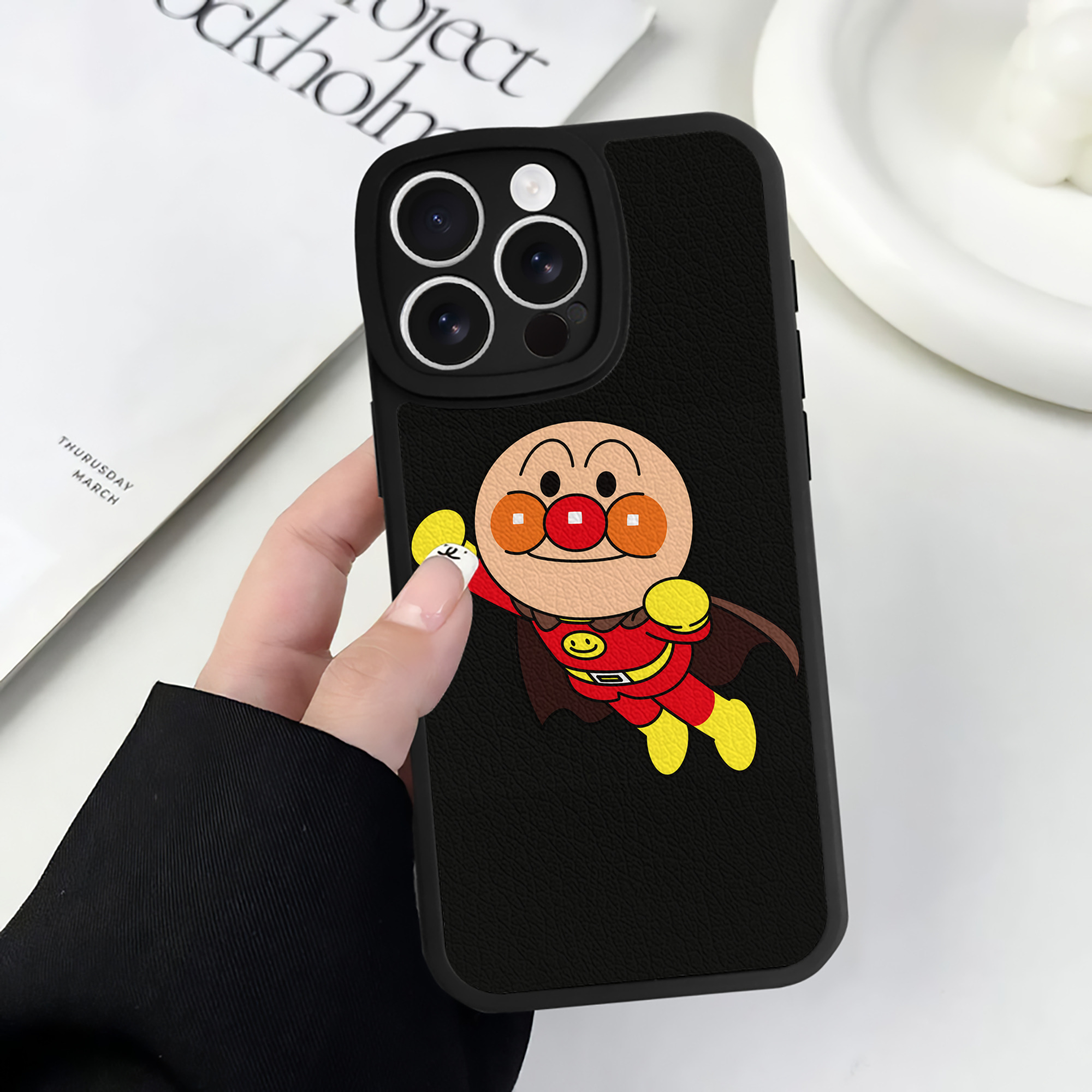 （画像用） アンパンマン Anpanman 【iPhone 16シリーズ対応】シリコンスマホケース（レザー調） 材質：シリコン